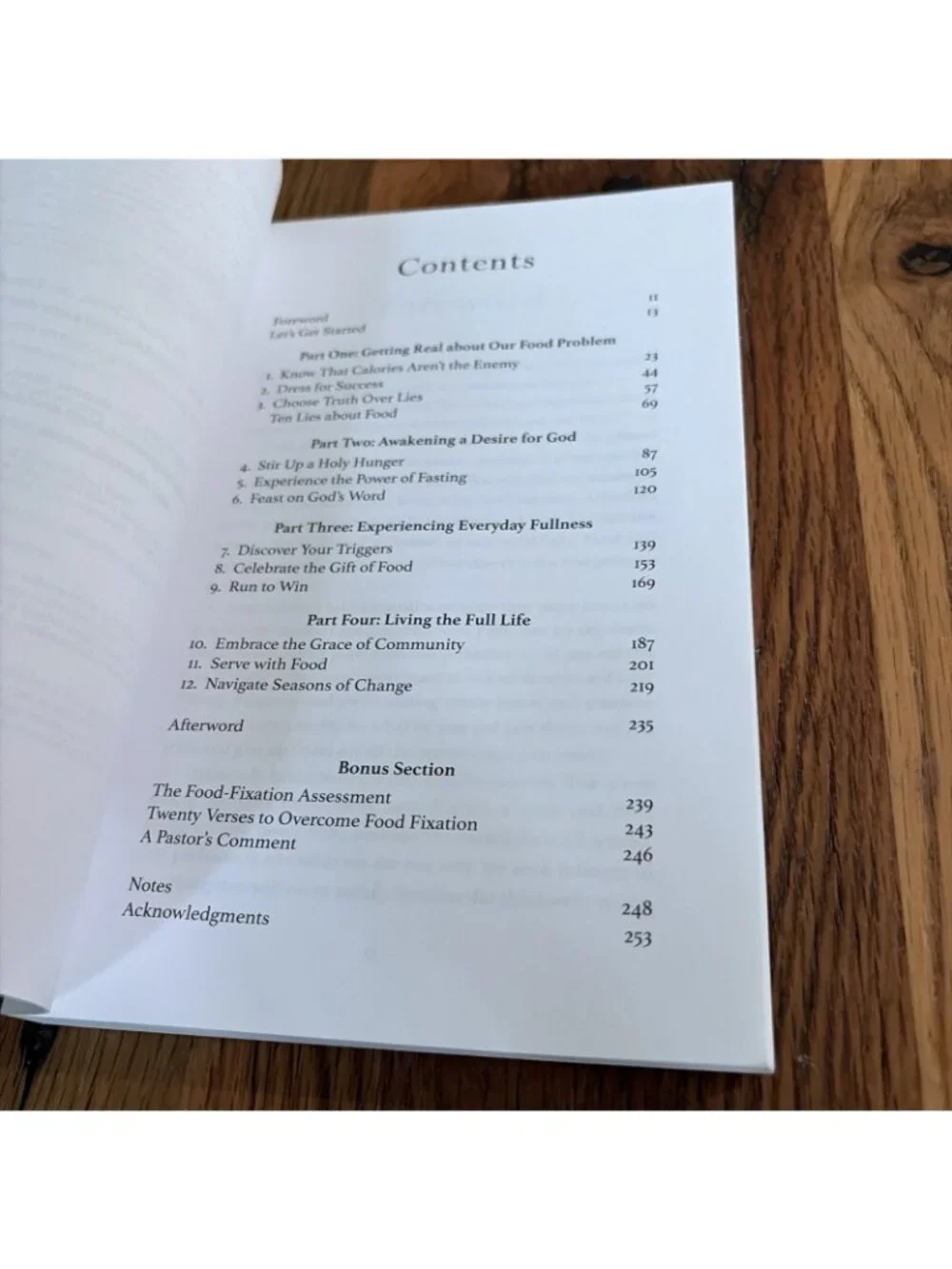 Full : Food, Jesus, and the Battle for Satisfaction by Asheritah Ciuciu...